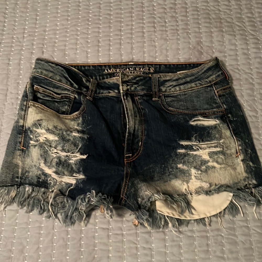 American Eagle distressed shorts